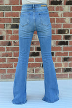 Load image into Gallery viewer, Flare Jeans Medium Wash
