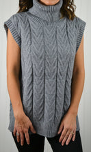 Load image into Gallery viewer, Sleeveless Turtleneck Sweater Vest
