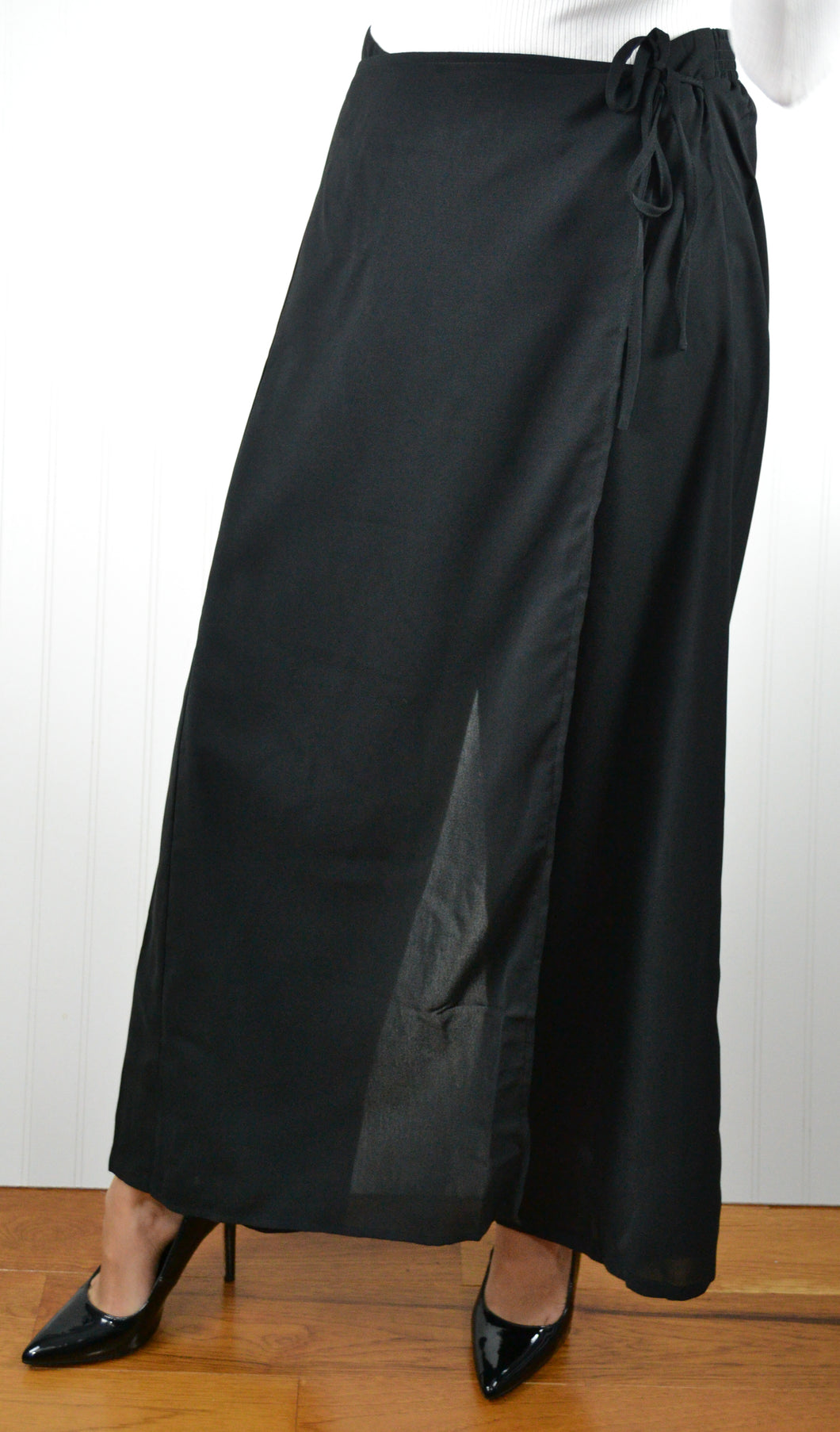 Skirt Pants with Tie