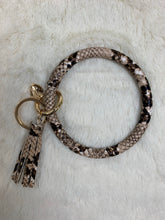 Load image into Gallery viewer, Bracelet Key Chain
